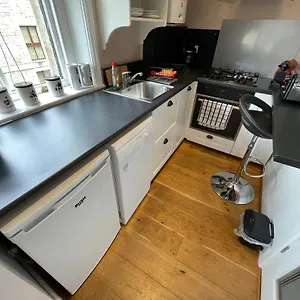 10 Grove St - Apartamento Bath